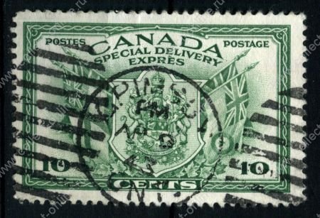 Канада 1942 г. SC# E10 • 10 c. • вклад Канады в Победу над фашизмом • герб и знамена • спец. доставка • Used XF ( кат.- $2 )
