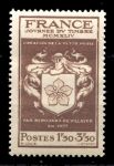 Франция 1944 г. • Mi# 672(Iv# 668) • 1,50+3.50 fr. • день марки • MNH OG VF