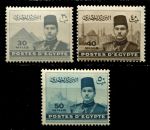 Египет 1939-1946 гг. • SC# 234,235-6 • 30 - 50 m. • король Фарук(на фоне достопримечательностей) • стандарт • 3 марки • MNH OG VF